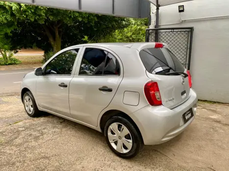 NISSAN March 1.0 12V 4P S FLEX, Foto 3