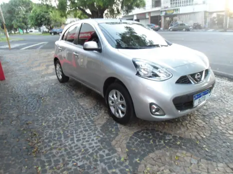 NISSAN March 1.0 16V 4P SV FLEX, Foto 2