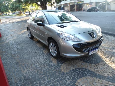 PEUGEOT 207 Hatch 1.4 4P XR FLEX, Foto 2