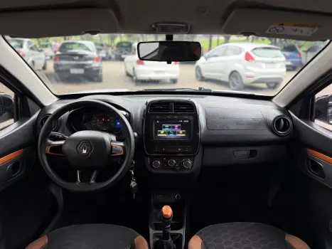 RENAULT Kwid 1.0 12V 4P SCE FLEX OUTSIDER, Foto 13