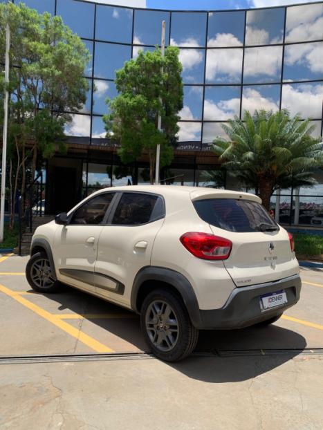 RENAULT Kwid 1.0 12V 4P SCE FLEX INTENSE, Foto 9