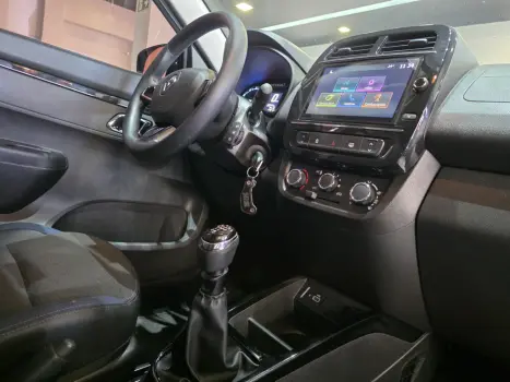 RENAULT Kwid 1.0 12V 4P SCE FLEX INTENSE, Foto 9