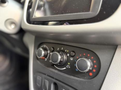 RENAULT Logan 1.0 12V 4P FLEX SCE EXPRESSION, Foto 16