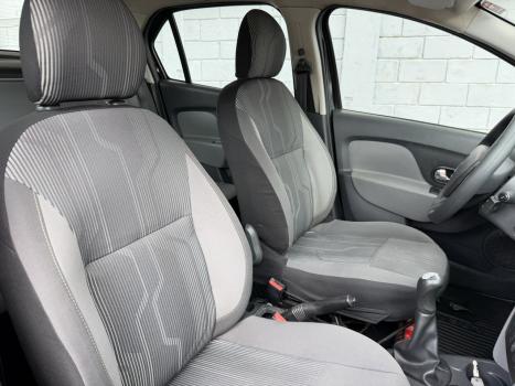 RENAULT Logan 1.0 16V 4P FLEX EXPRESSION, Foto 11