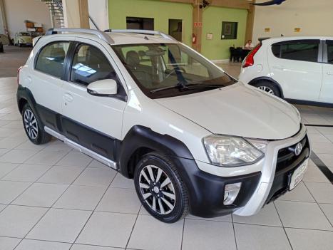 TOYOTA Etios Cross 1.5 16V 4P, Foto 2