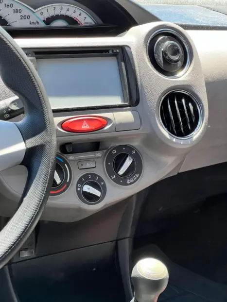 TOYOTA Etios Hatch 1.5 16V 4P FLEX XLS, Foto 10