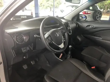 TOYOTA Etios Hatch 1.5 16V 4P FLEX XS, Foto 5 TOYOTA Etios Hatch 1.5 16V 4P FLEX XS, Foto 5
