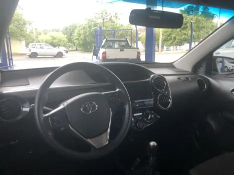 TOYOTA Etios Hatch 1.5 16V 4P FLEX XS, Foto 8 TOYOTA Etios Hatch 1.5 16V 4P FLEX XS, Foto 8