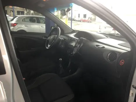 TOYOTA Etios Hatch 1.5 16V 4P FLEX XS, Foto 12 TOYOTA Etios Hatch 1.5 16V 4P FLEX XS, Foto 12