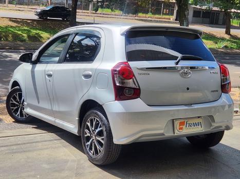 TOYOTA Etios Hatch 1.5 16V 4P FLEX PLATINUM AUTOM�TICO, Foto 4