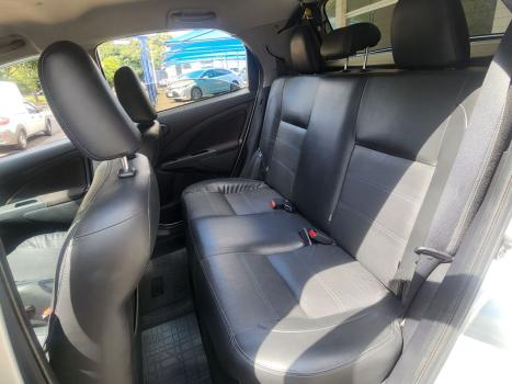 TOYOTA Etios Hatch 1.5 16V 4P FLEX PLATINUM AUTOM�TICO, Foto 10