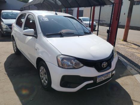 TOYOTA Etios Hatch 1.3 16V 4P FLEX X, Foto 3
