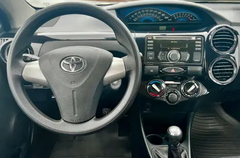 TOYOTA Etios Hatch 1.5 16V 4P FLEX XS, Foto 7