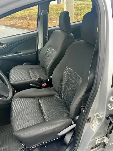 TOYOTA Etios Hatch 1.5 16V 4P FLEX XS, Foto 9