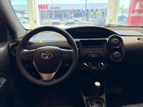 TOYOTA Etios Hatch 1.3 16V 4P FLEX, Foto 10