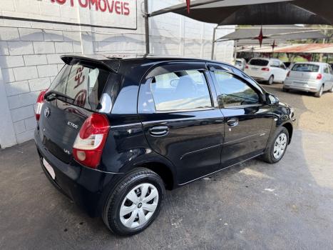 TOYOTA Etios Hatch 1.3 16V 4P FLEX X, Foto 7