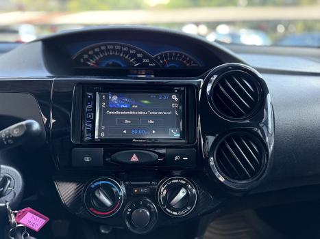 TOYOTA Etios Hatch 1.3 16V 4P FLEX X, Foto 13