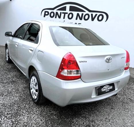 TOYOTA Etios Sedan 1.5 16V 4P FLEX XS, Foto 2