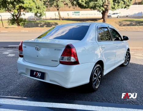 TOYOTA Etios Sedan 1.5 16V 4P FLEX X PLUS AUTOM�TICO, Foto 10