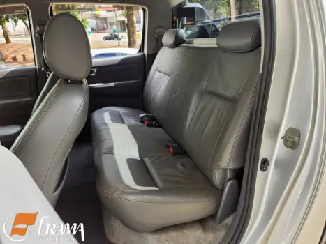 TOYOTA Hilux Caminhonete 3.0 16V 4P 4X4 SRV TURBO DIESEL CABINE DUPLA AUTOMTICO, Foto 8