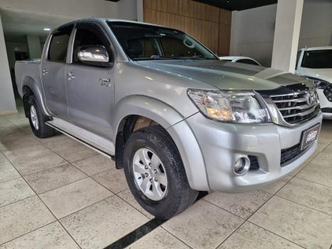 TOYOTA Hilux Caminhonete 2.7 16V 4P SRV FLEX CABINE DUPLA AUTOM�TICO, Foto 2