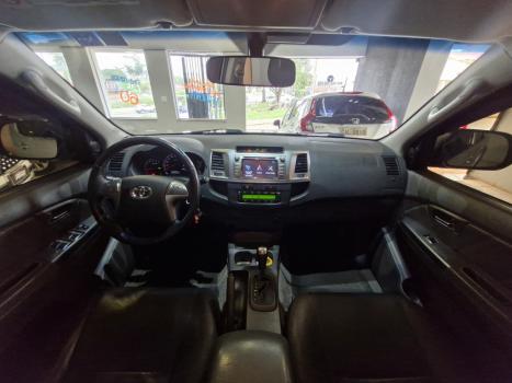 TOYOTA Hilux Caminhonete 2.7 16V 4P SRV FLEX CABINE DUPLA AUTOM�TICO, Foto 13