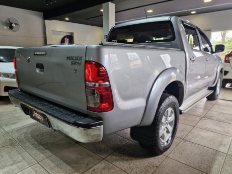 TOYOTA Hilux Caminhonete 2.7 16V 4P SRV FLEX CABINE DUPLA AUTOM�TICO, Foto 17