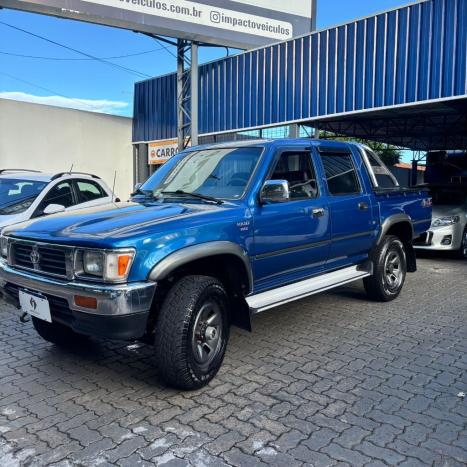 TOYOTA Hilux Caminhonete 2.8 4P 4X4 DIESEL CABINE DUPLA, Foto 4