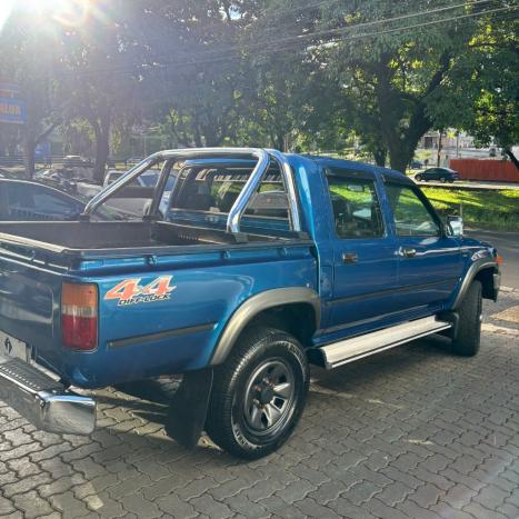 TOYOTA Hilux Caminhonete 2.8 4P 4X4 DIESEL CABINE DUPLA, Foto 13