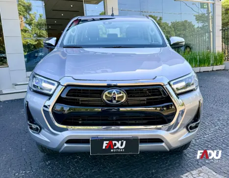 TOYOTA Hilux Caminhonete 2.8 16V SRX 4X4 TURBO DIESEL CABINE DUPLA AUTOM�TICO, Foto 2
