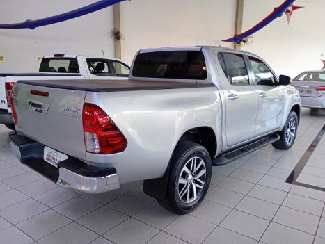 TOYOTA Hilux Caminhonete 2.7 16V 4P SRV CABINE DUPLA, Foto 5
