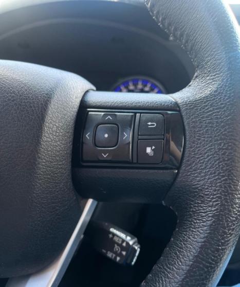 TOYOTA Hilux Caminhonete 2.7 16V 4P SRV CABINE DUPLA, Foto 11