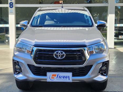 TOYOTA Hilux Caminhonete 2.7 16V 4P SRV FLEX CABINE DUPLA AUTOM�TICO, Foto 3