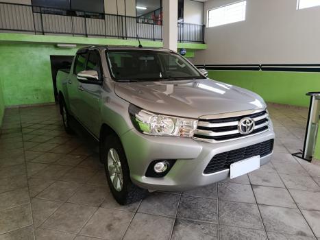 TOYOTA Hilux Caminhonete 2.8 16V 4P SR 4X4 DIESEL CABINE DUPLA AUTOM�TICO, Foto 3