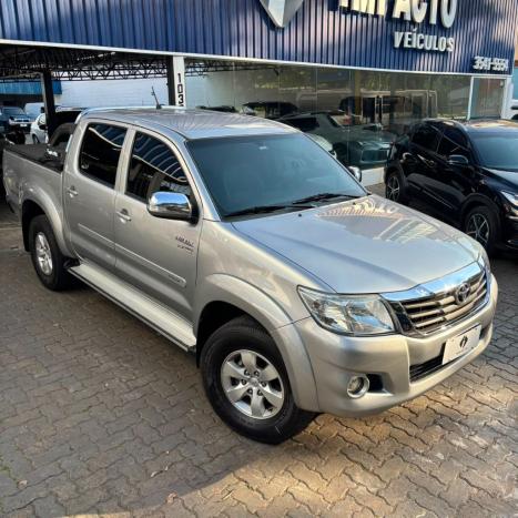 TOYOTA Hilux Caminhonete 2.7 16V 4P SRV FLEX 4X4  CABINE DUPLA AUTOM�TICO, Foto 2