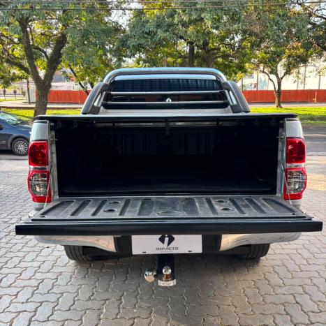 TOYOTA Hilux Caminhonete 2.7 16V 4P SRV FLEX 4X4  CABINE DUPLA AUTOM�TICO, Foto 18