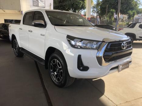 TOYOTA Hilux Caminhonete 2.8 16V SRV 4X4 DIESEL CABINE DUPLA AUTOM�TICO, Foto 1
