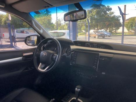 TOYOTA Hilux Caminhonete 2.8 16V SRV 4X4 DIESEL CABINE DUPLA AUTOM�TICO, Foto 5