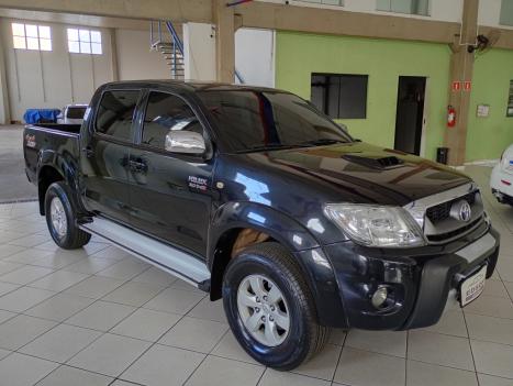 TOYOTA Hilux Caminhonete 3.0 16V 4P 4X4 SRV TURBO DIESEL CABINE DUPLA AUTOM�TICO, Foto 2