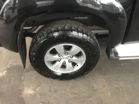 TOYOTA Hilux Caminhonete 3.0 16V 4P 4X4 SRV TURBO DIESEL CABINE DUPLA AUTOMÁTICO, Foto 13