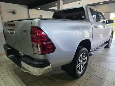TOYOTA Hilux Caminhonete 2.7 16V 4P SRV FLEX CABINE DUPLA AUTOMÁTICO, Foto 5