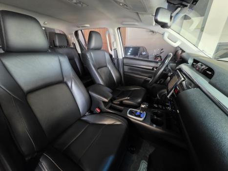 TOYOTA Hilux Caminhonete 2.7 16V 4P SRV FLEX CABINE DUPLA AUTOMÁTICO, Foto 11