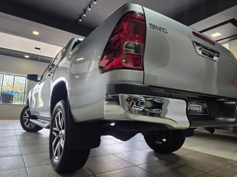 TOYOTA Hilux Caminhonete 2.7 16V 4P SRV FLEX CABINE DUPLA AUTOMÁTICO, Foto 15