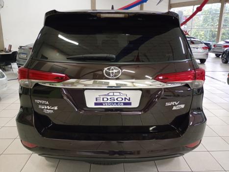 TOYOTA Hilux SW4 2.7 16V 4P FLEX SRV 7 LUGARES AUTOMÁTICO, Foto 6