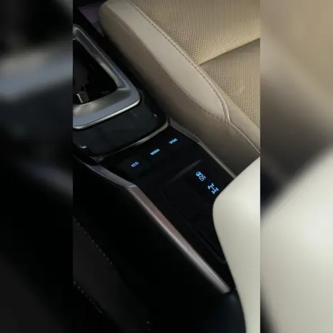 TOYOTA Hilux SW4 2.8 4P SRX 4X4 DIAMOND 7 LUGARES TURBO DIESEL AUTOMTICO, Foto 23