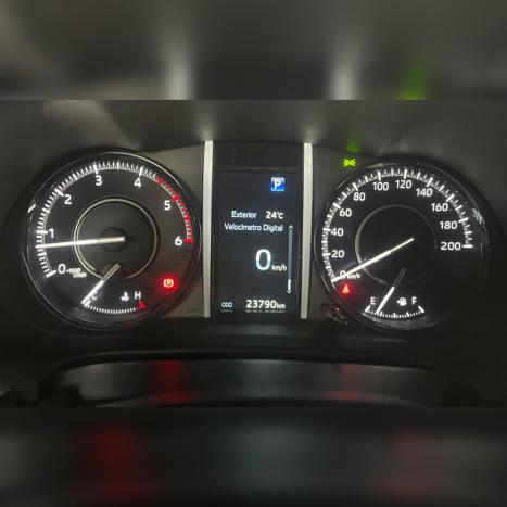 TOYOTA Hilux SW4 2.8 4P SRX 4X4 DIAMOND 7 LUGARES TURBO DIESEL AUTOMTICO, Foto 16