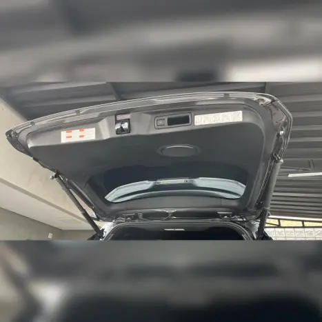 TOYOTA Hilux SW4 2.8 4P SRX 4X4 DIAMOND 7 LUGARES TURBO DIESEL AUTOMTICO, Foto 30