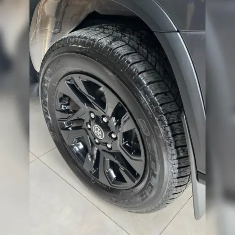 TOYOTA Hilux SW4 2.8 4P SRX 4X4 DIAMOND 7 LUGARES TURBO DIESEL AUTOMTICO, Foto 35