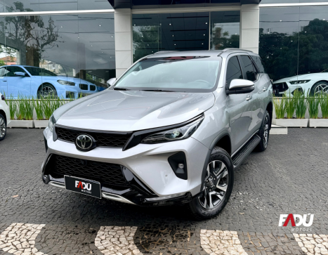 TOYOTA Hilux SW4 2.8 16V 4P SRX PLATINUM 4X4 7 LUGARES TURBO DIESEL AUTOM�TICO, Foto 1
