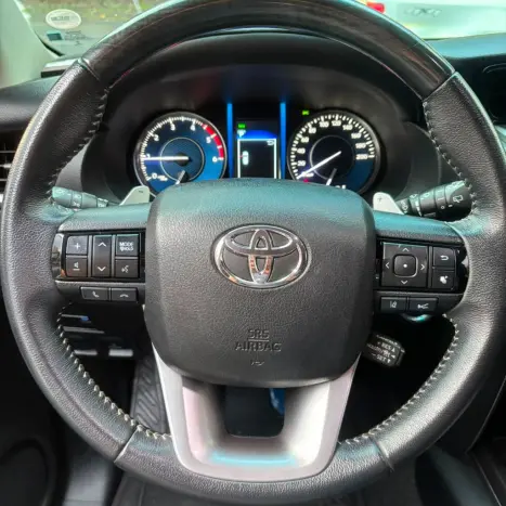TOYOTA Hilux SW4 2.8 16V 4P SRX 4X4 7 LUGARES TURBO DIESEL AUTOM�TICO, Foto 9
